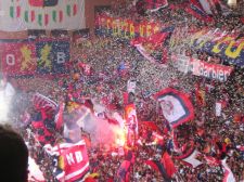 Merkel e Immobile, Genoa-Cagliari 2-0